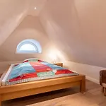 Reetdachhaus Stormhus Reetdachhaus Stormhus Σπίτι διακοπών *