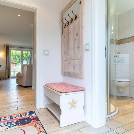 Reetdachhaus Stormhus Reetdachhaus Stormhus Hébergement de vacances *