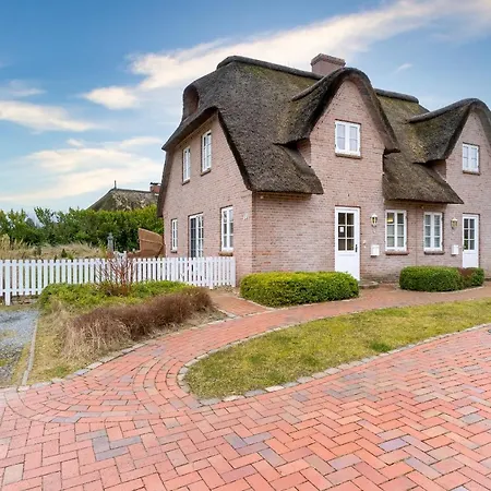 Reetdachhaus Stormhus Reetdachhaus Stormhus *