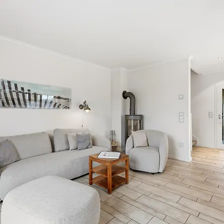Reetdachhaus Stormhus Reetdachhaus Stormhus בית נופש