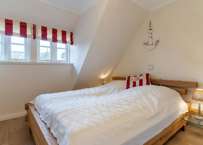 Reetdachhaus Stormhus Reetdachhaus Stormhus Vakantiehuis Böhl