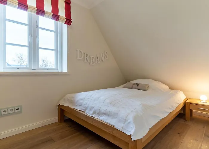 Vakantiehuis Reetdachhaus Stormhus Reetdachhaus Stormhus