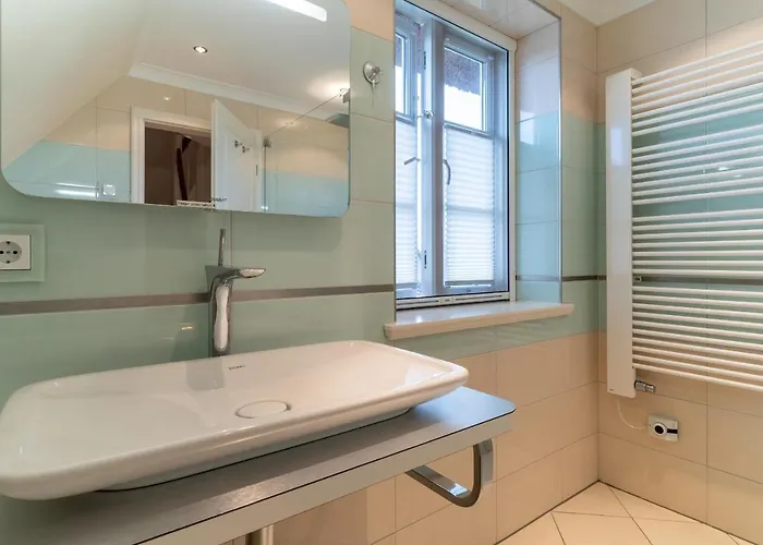 Vakantiehuis Reetdachhaus Stormhus Reetdachhaus Stormhus Böhl