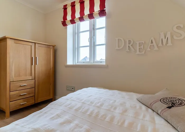 Reetdachhaus Stormhus Reetdachhaus Stormhus Vakantiehuis Böhl