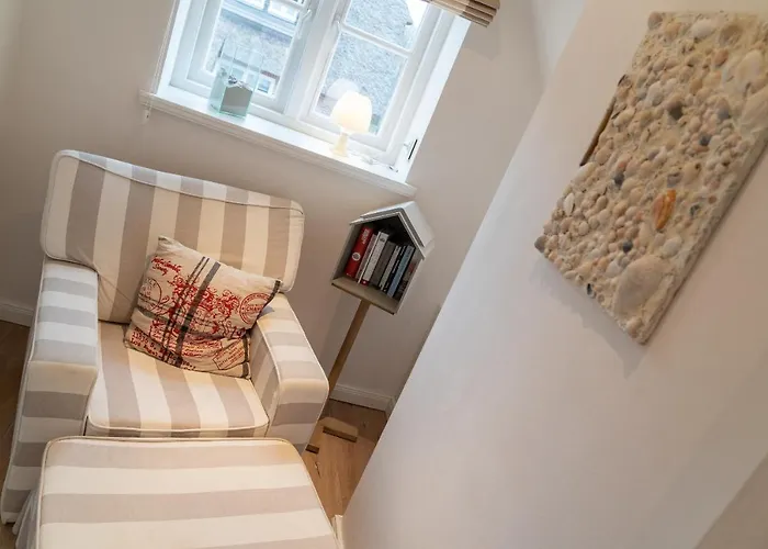 Reetdachhaus Stormhus Reetdachhaus Stormhus *