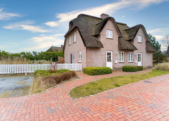 Reetdachhaus Stormhus Reetdachhaus Stormhus *